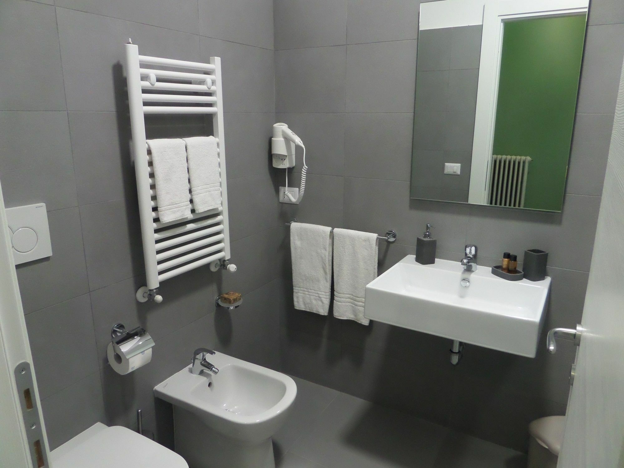 325 Rooms Ai Fori Rome Exterior photo