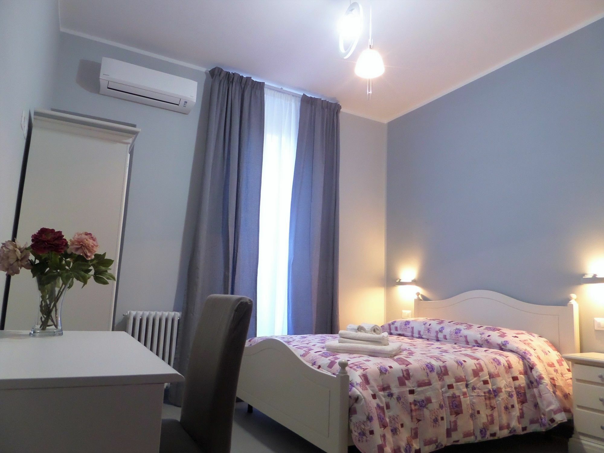 325 Rooms Ai Fori Rome Exterior photo